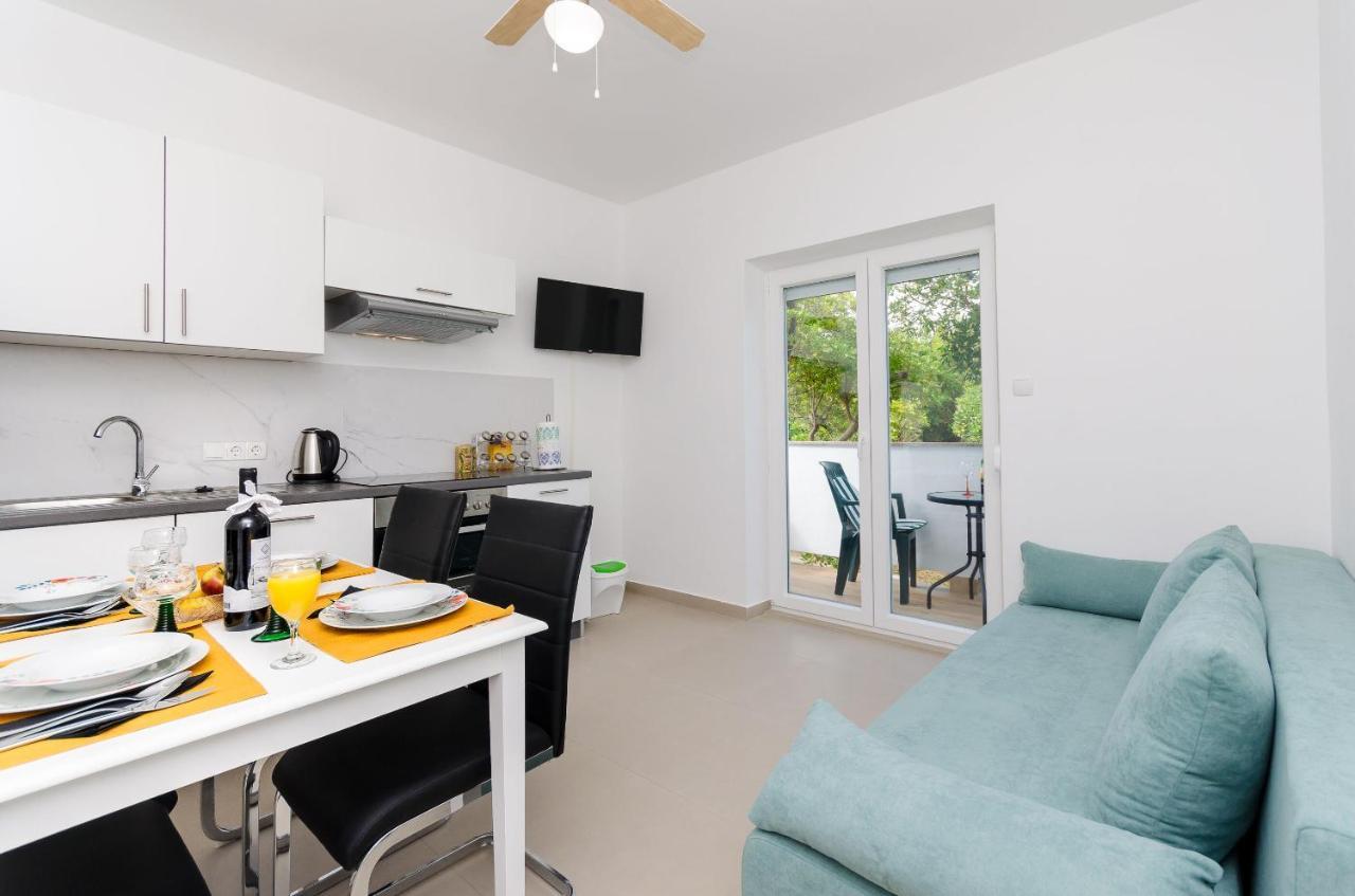 Apartments And Rooms Bianca Barbat na Rabu Quarto foto